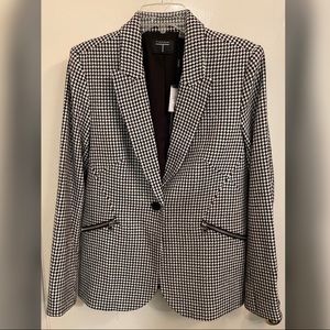 [NWT] Tahari Blazer